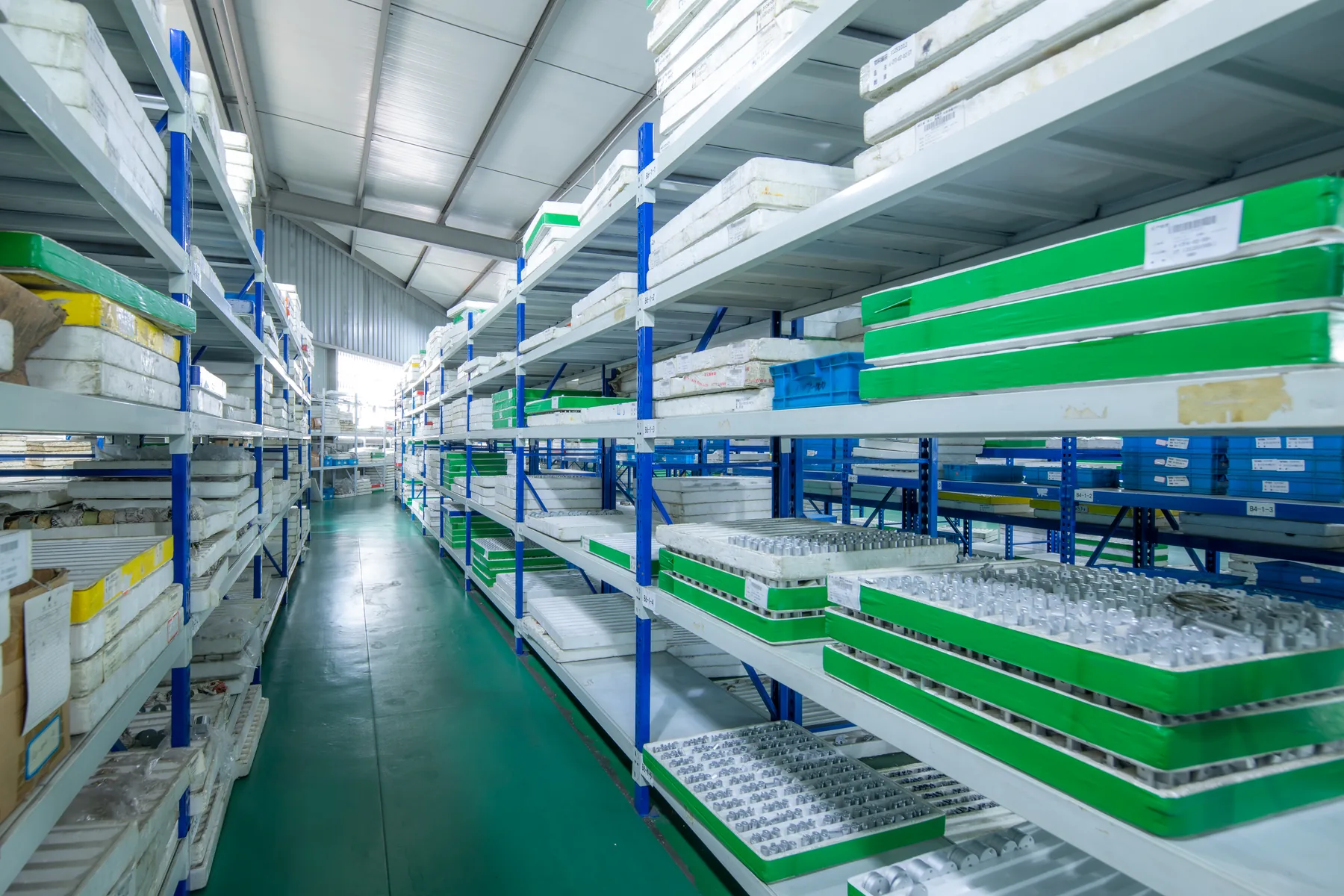 Organized wholesale stock shelves