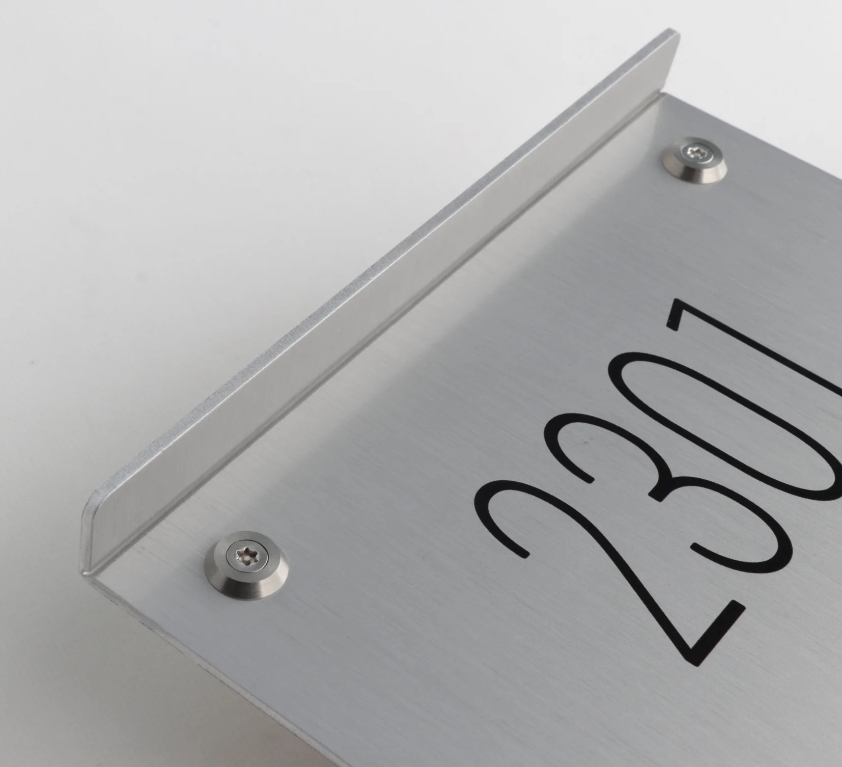 Aluminium sign in Beijing mounted with screw stud sign hardware